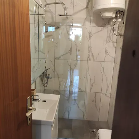 Apostolovic Kuca Kulturni Spomenik U Centru Grocke Apartment Grocka Exterior photo