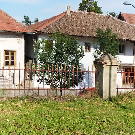 Apostolovic Kuca Kulturni Spomenik U Centru Grocke Apartment Grocka Exterior photo
